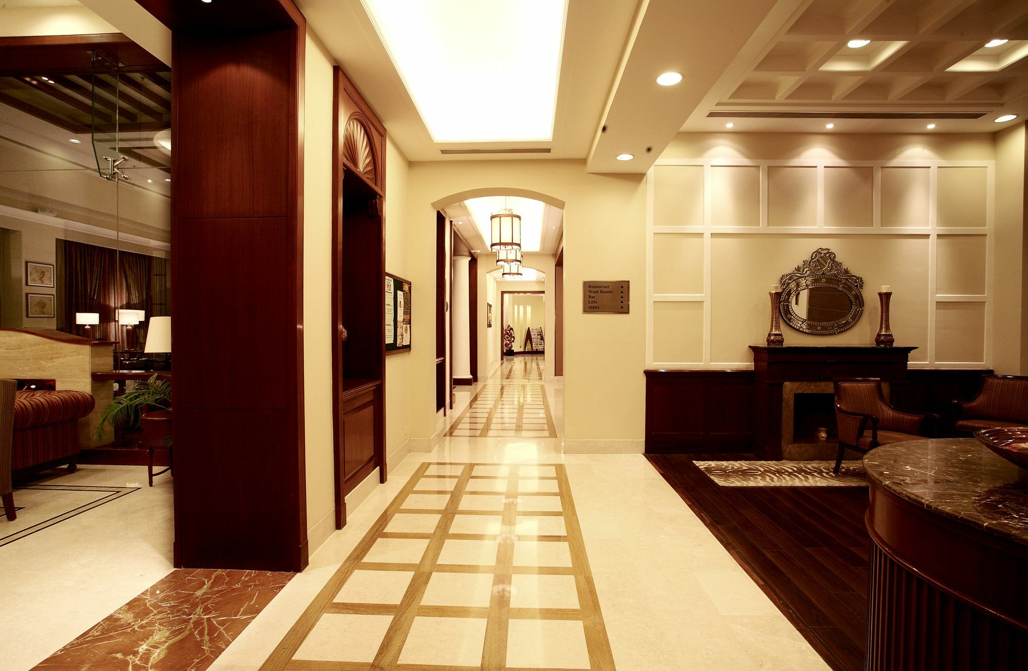 Отель Dlf Club 3 Гургаон Экстерьер фото